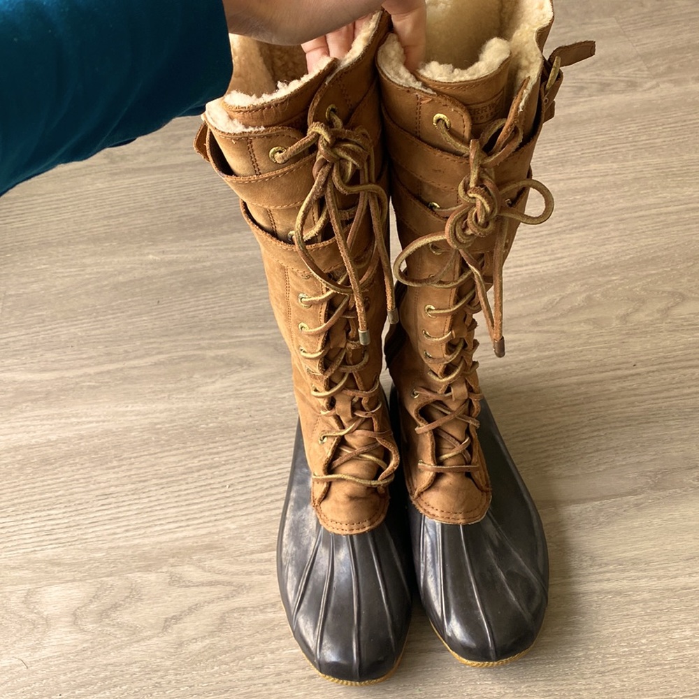 Sperry Topsider Shearling Boots - Picture 3 of 7